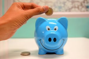 Zašto je važna financijska pismenost mladih i kako utječe na raspolaganje novcem?